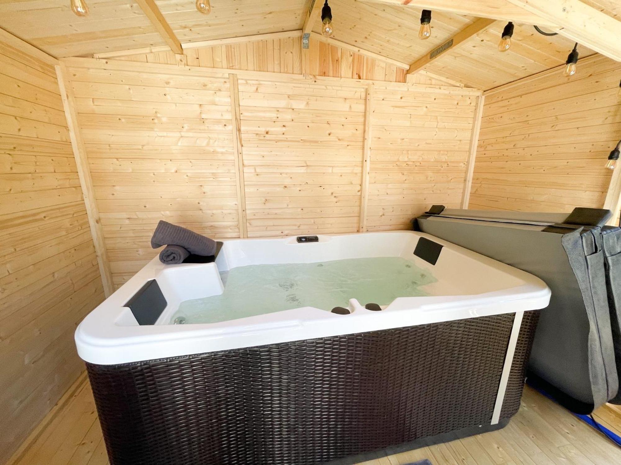 Jacuzzi Au Cocon Brestois Apartment Exterior foto